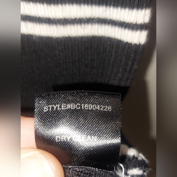 Kendall & Kylie Women's Striped Black and White Knit Dress Size XS - Picture 7 of 7